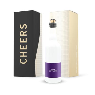 Fles Bier met eigen ontwerp