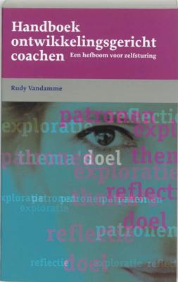 Handboek ontwikkelingsgericht coachen (Paperback)