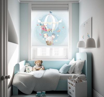Luchtballon babykamer rolgordijn met dieren en naam