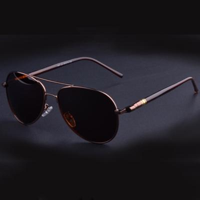Mannen extra groot luchtvaart metalen frame voorjaar tempel gepolariseerde zonnebril mannelijke piloot mannelijke rijden zonnebril (koffie frame)