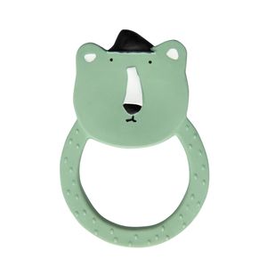 Trixie bijtring rond mr. bear