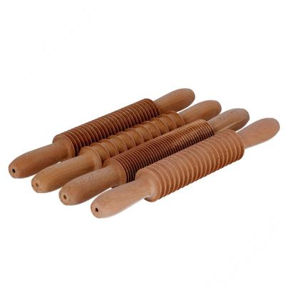Kit van 4 snijder deegrollen in beukhout, voor het snijden van pasta
