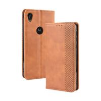 Magnetische Buckle retro Crazy Horse textuur horizontale Flip lederen case voor Motorola Moto E6 met houder & kaartsleuven & fotolijstjes (bruin)