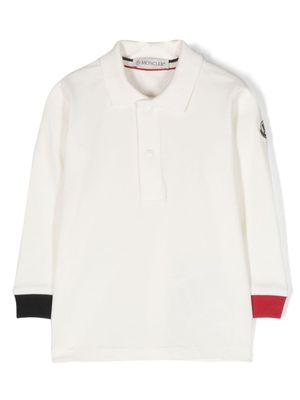 Moncler Enfant polo à patch logo - Tons neutres