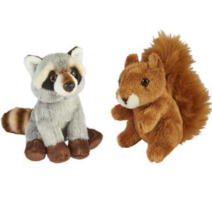 Bosdieren zachte pluche knuffels 2x stuks - Wasbeer en Eekhoorn van 15 cm