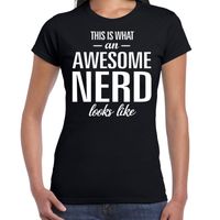 Awesome / geweldige nerd cadeau t-shirt zwart dames
