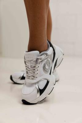 Guess Runner Ibitha Sneakers Dames Wit/Zwart - Maat 37 - Kleur: WitZwart | Soccerfanshop