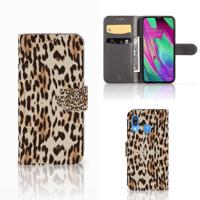 Samsung Galaxy A40 | Telefoonhoesje | Met pasjeshouder | Leopard
