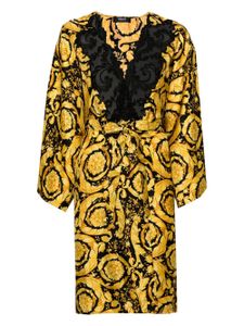 Versace robe de chambre en soie à imprimé Barocco - Noir