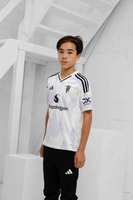 Manchester United Shirt Uit Junior 2025/2026 - Maat 176 - Kleur: Wit | Soccerfanshop