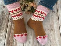 Durable haakpakket Love in stitches soqs - De sokken voor Valentijnsdag gebreid met Durable Soqs