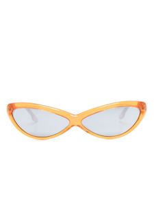 Kiko Kostadinov lunettes de soleil Nisse à monture papillon - Orange