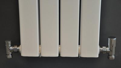 Wiesbaden luxe rad.aansluitset haaks chroom