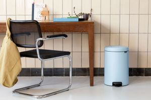 Brabantia NewIcon pedaalemmer 20 liter met kunststof binnenemmer - Dreamy Blue