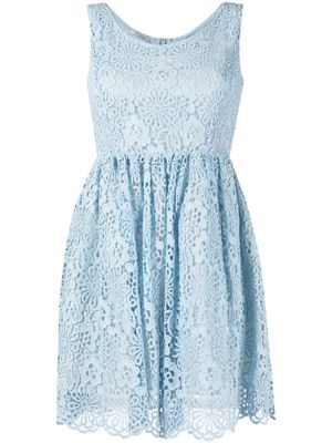 Miu Miu Pre-Owned robe sans manches en dentelle à coupe évasée - Bleu