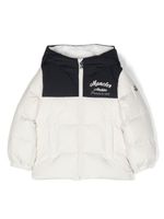 Moncler Enfant doudoune à logo brodé - Blanc - thumbnail