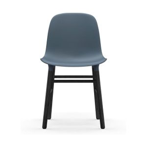 Normann Copenhagen Form Chair eetkamerstoel zwart eiken Blue