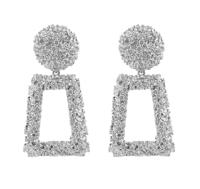 Metalen oorbellen eenvoudige geometrische reliëf bloemen oorbellen retro Fashion persoonlijkheid oorbellen (wit)