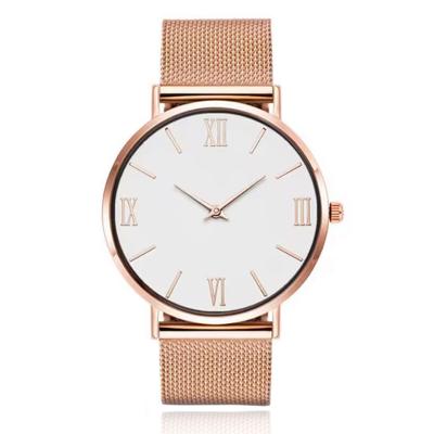 Roségoud dameshorloge met witte wijzerplaat en mesh band Roségoud dameshorloge met witte wijzerplaat en mesh band