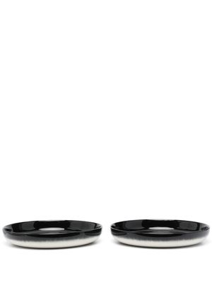 Ann Demeulemeester X Serax lot de deux assiettes bicolores en porcelaine - Noir