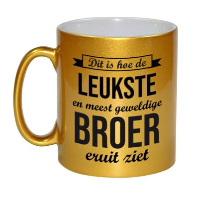 Gouden leukste en meest geweldige broer - cadeau - koffiemok - theebeker - goud - 330 ml Gouden leukste en meest geweldige broer - cadeau - koffiemok - theebeker - goud - 330 ml
