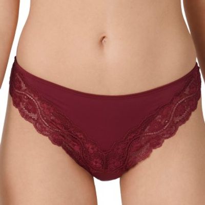 Triumph Lovely Micro Tai * Actie *