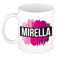 Mirella naam cadeau koffie mok - beker - met roze verfstrepen - Cadeau collega - moederdag