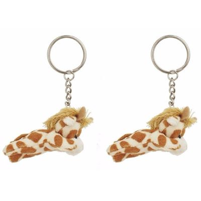 Set van 10x stuks pluche giraffe knuffels sleutelhangers 6 cm