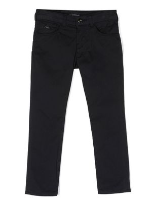 Emporio Armani Kids jean à plaque logo - Bleu
