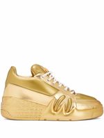 Giuseppe Zanotti baskets Talon à effet métallisé - Or