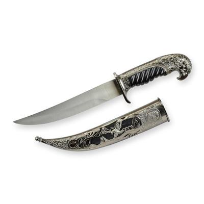A HUNTING KNIFE