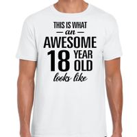 Awesome 18 year / 18 jaar cadeau t-shirt wit heren