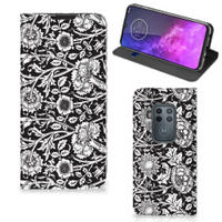 Motorola One Zoom Smart Cover Black Flowers