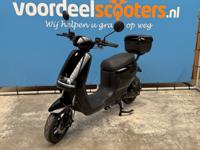 Senzo Balance Zwart 25 Km/h Tweedekans - Elektrische Scooter