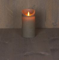 Batterijverlichting kaars wax rustiek bewegende vlam 7,5x15cm grijs 3xaaa/timer - Anna's Collection