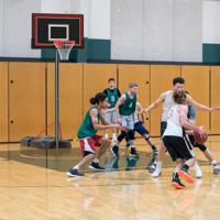 Buitenbasketbalring met Standaard & Wielen & Vulbare Basis Mobiele Basketbalstandaard