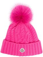 Moncler bonnet en maille torsadée à patch logo - Rose