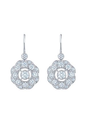 KWIAT boucles d'oreilles pendantes Splendor en or blanc 18ct ornées de diamants - Argent
