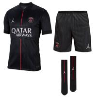 Nike Paris Saint-Germain x Jordan 4e Tenue 2025-2026 Kids