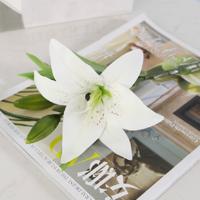 3 takken simulatie mini Lily kunststof nep bloem Home Decoratie fotografie bruiloft Supplies (wit)