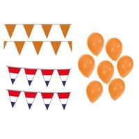 EK voetbal Holland oranje feest versiering met oranje vlaggenlijnen en ballonnen   - - thumbnail