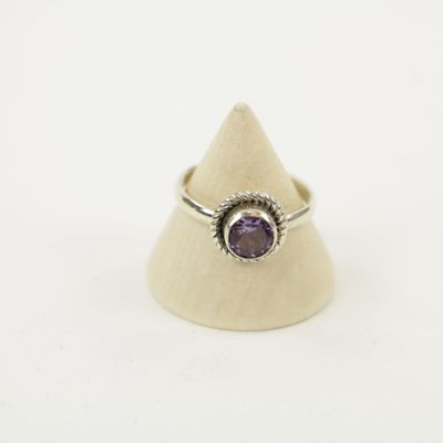 Zilveren Ring met Amethist Maat 19 (Sterling Zilver 925)