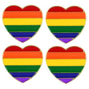 4x Regenboogvlag kleuren metalen hartje broche 3 cm   -