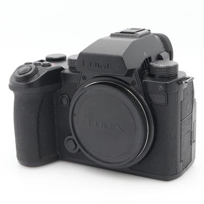 Panasonic Lumix DC-S5 IIX body occasion