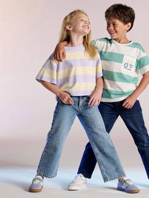 Ruime meisjesjeans MorphologiK met een smalle taille middenblauw