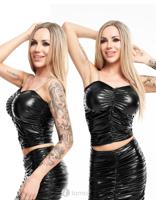 * 7-HEAVEN Zwarte wetlook top, SH-T054