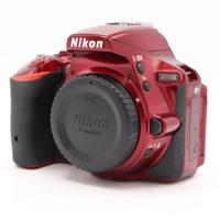 *Nikon D5500 body rood occasion - thumbnail
