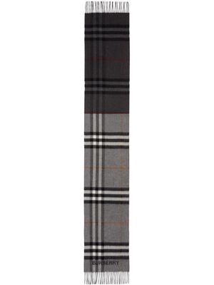 Burberry écharpe à carreaux - Gris