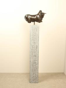 Bronzen stier, 34 cm
