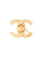 CHANEL Pre-Owned broche à logo - Or - thumbnail